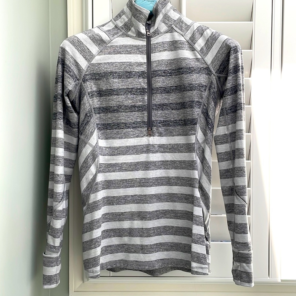 Vintage LULULEMON PULLOVER.